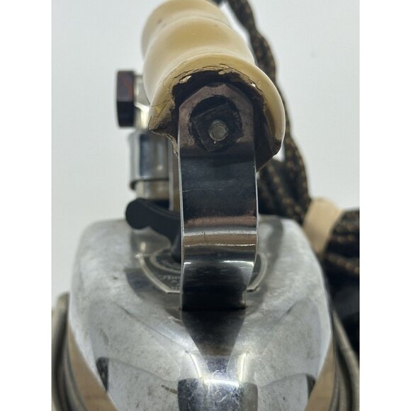 Vintage American Beauty Electric Iron No 66AB Chrome Adjustable Heat Control USA - Picture 6 of 9